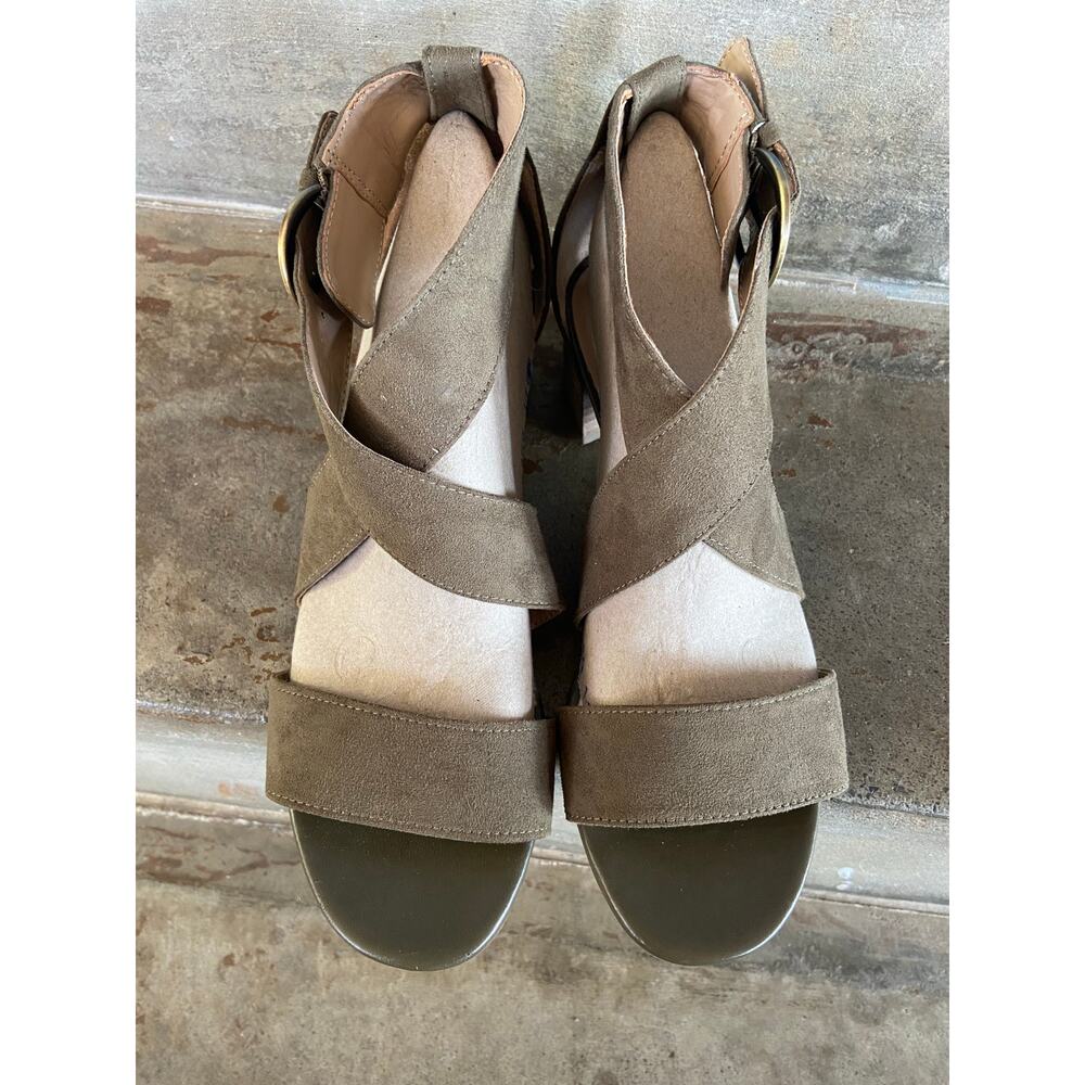 Naturalizer Adele olive faux suede low block heel cross strap sandal - Picture 6 of 7